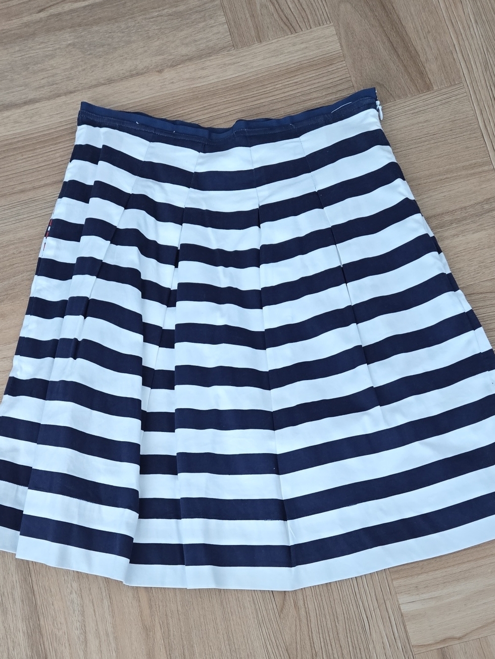 Dizzie Luzzie Striped Navy and White A-Line Skirt Cotton Lined Size 6
